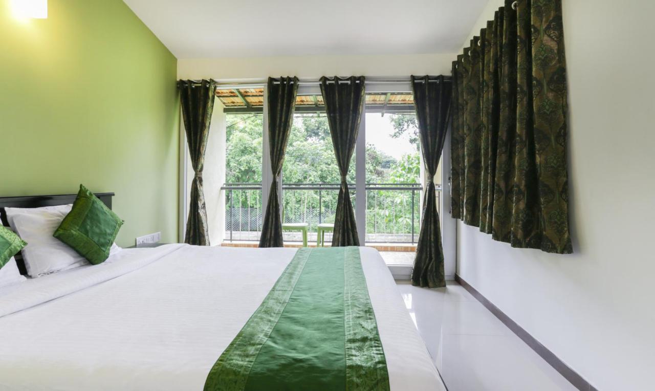 Treebo Laa Gardenia Resort, Nilavoor Lake Yelagiri Bagian luar foto